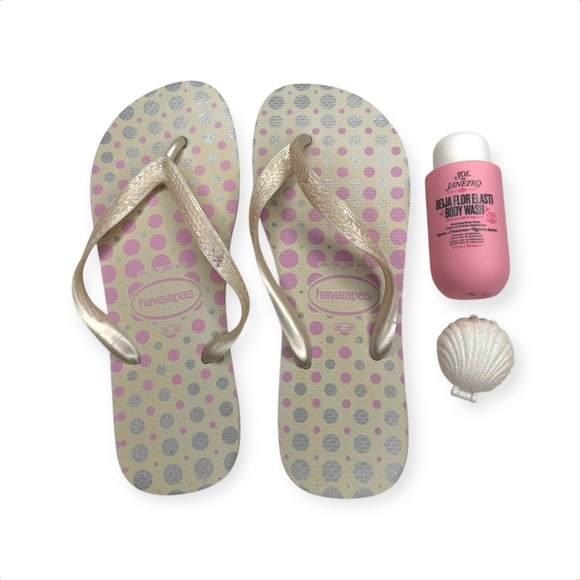 new Top Havaianas 𖦹 Polka Dot Flip Flops 𖦹 White Pink Silver 𖦹 41 / 42  9 / 10 - Picture 1 of 16